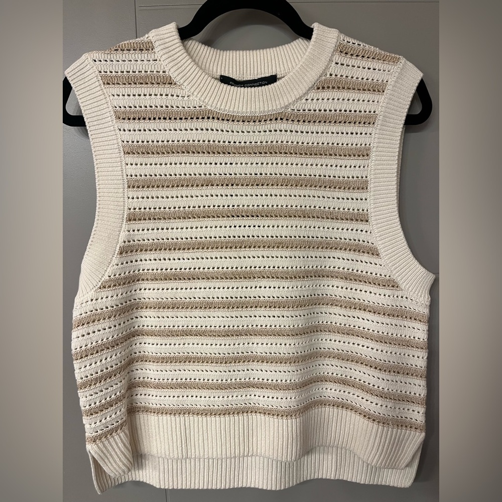 French Connection Sleeveless Knit Top in Cream and Tan and Gold med